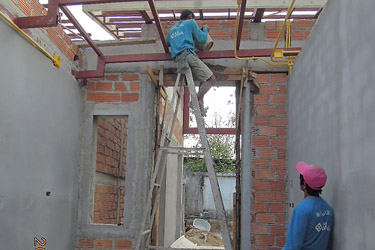 Covering up the entire walls with cement